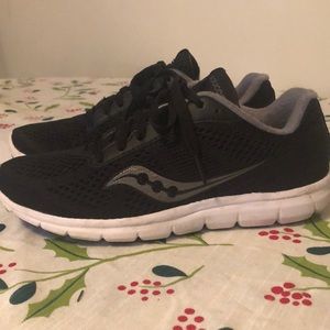 GRID IDEAL LIGHTWEIGHT RUNNING SHOE